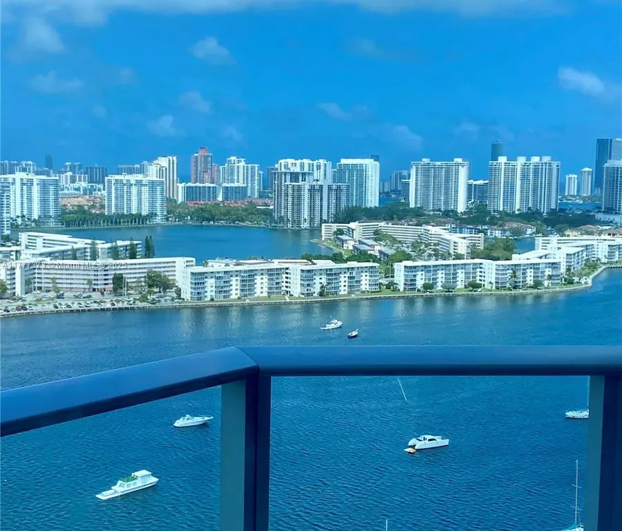 17301 Biscayne Blvd # 8, North Miami Beach FL 33160