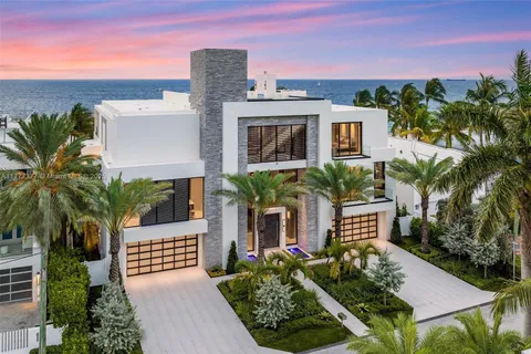 3052 N Atlantic Blvd, Fort Lauderdale FL 33308