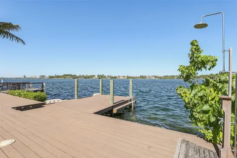 1231 Stillwater Dr # 0, Miami Beach FL 33141