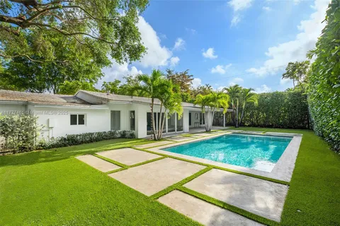 1428 Trillo Ave, Coral Gables FL 33146