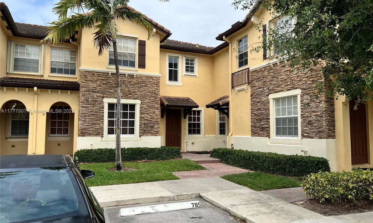 9217 SW 227th St # 12, Cutler Bay FL 33190