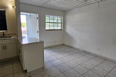 123 N 61st Ave # 7, Hollywood FL 33024