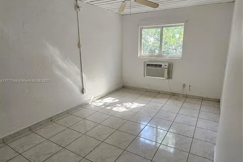 123 N 61st Ave # 7, Hollywood FL 33024