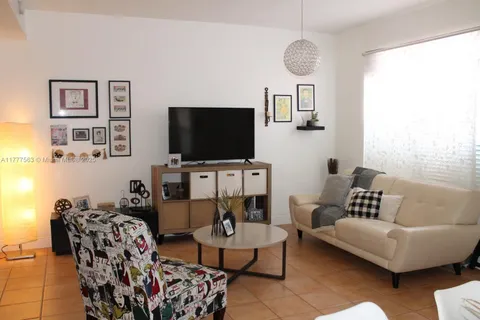 6103 NW 114th Pl # 258, Doral FL 33178