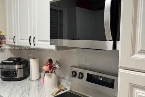 2452 Taylor St # 102, Hollywood FL 33020