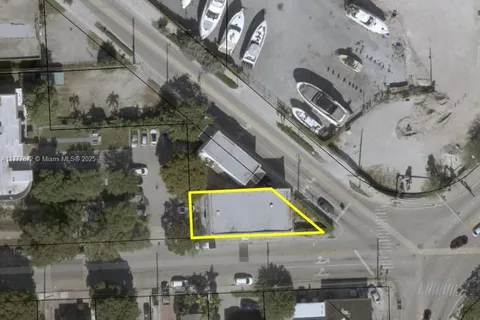 400 NW South River Dr, Miami FL 33128