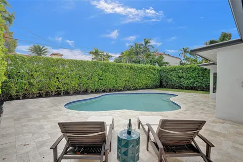 620 NE 17th Ter, Fort Lauderdale FL 33301