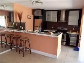 870 Blue Ridge Cir, West Palm Beach FL 33409
