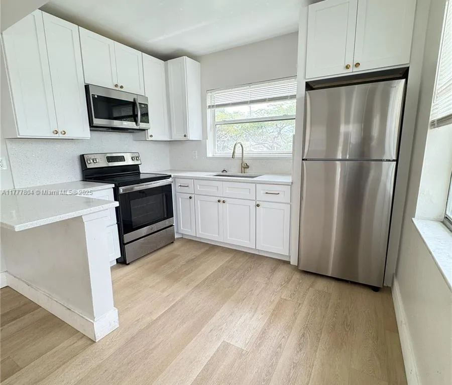2418 Polk St # 201, Hollywood FL 33020