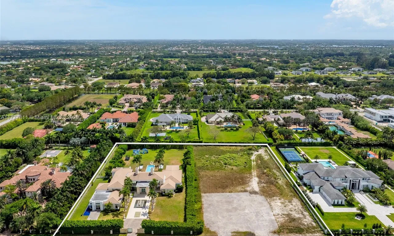 16730 Stratford Ct, Southwest Ranches FL 33331