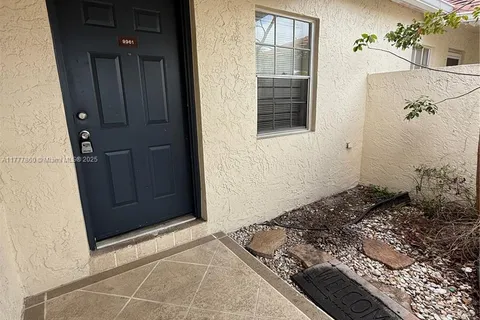 9961 Three Lakes Cir # 20A, Boca Raton FL 33428