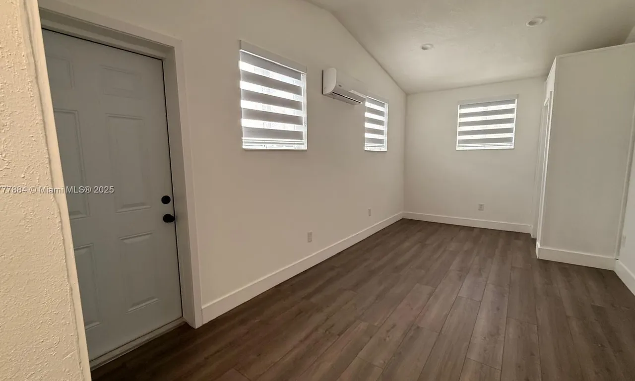 20601 SW 116th Rd # A, Miami FL 33189