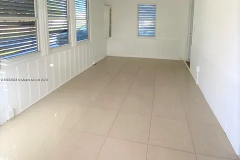 50 SE 13th St # 50, Dania Beach FL 33004