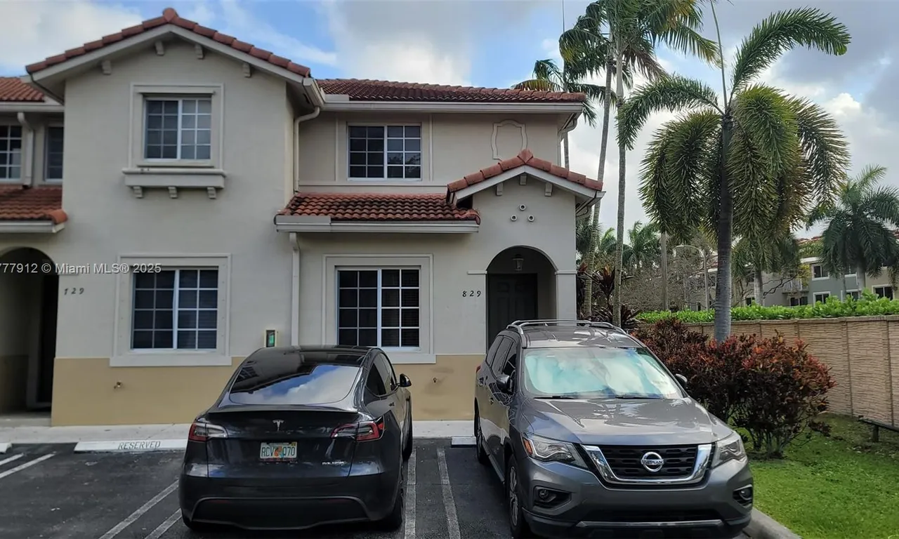 21203 NW 14th Pl # 29, Miami Gardens FL 33169