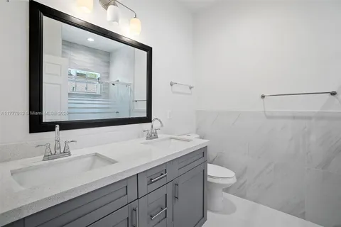 711 N L St # 1, Lake Worth FL 33460