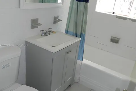 930 SW 29th Way, Fort Lauderdale FL 33312