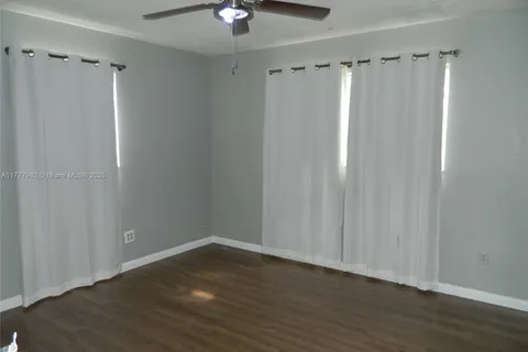 930 SW 29th Way, Fort Lauderdale FL 33312