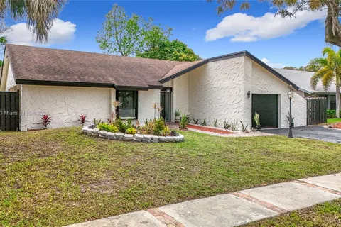 750 77th Ave, Plantation FL 33324