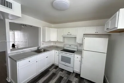 1071 Adams Ave # 1071I, Homestead FL 33034
