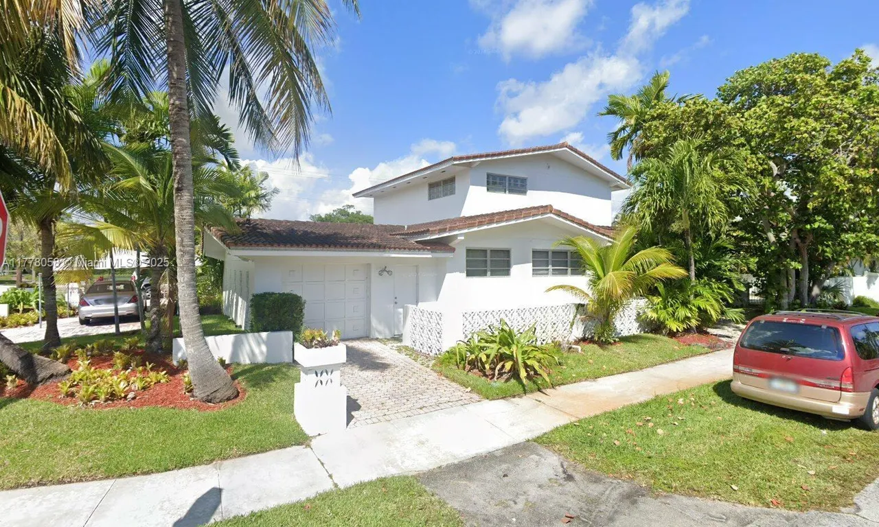 2135 NE 197th Ter, Miami FL 33179