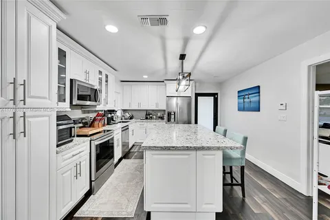 1840 NW 93rd Ter # 1, Coral Springs FL 33071
