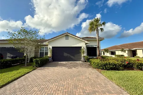19567 Weathervane Way, Loxahatchee FL 33470
