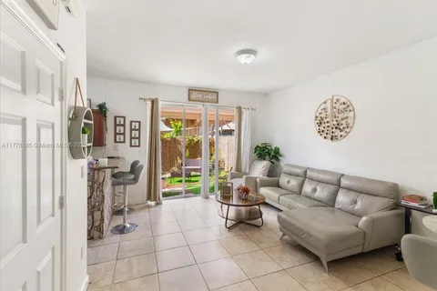 12958 SW 135th St, Miami FL 33186