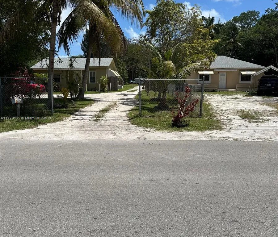 15003 NE 8th Ave, Miami FL 33161