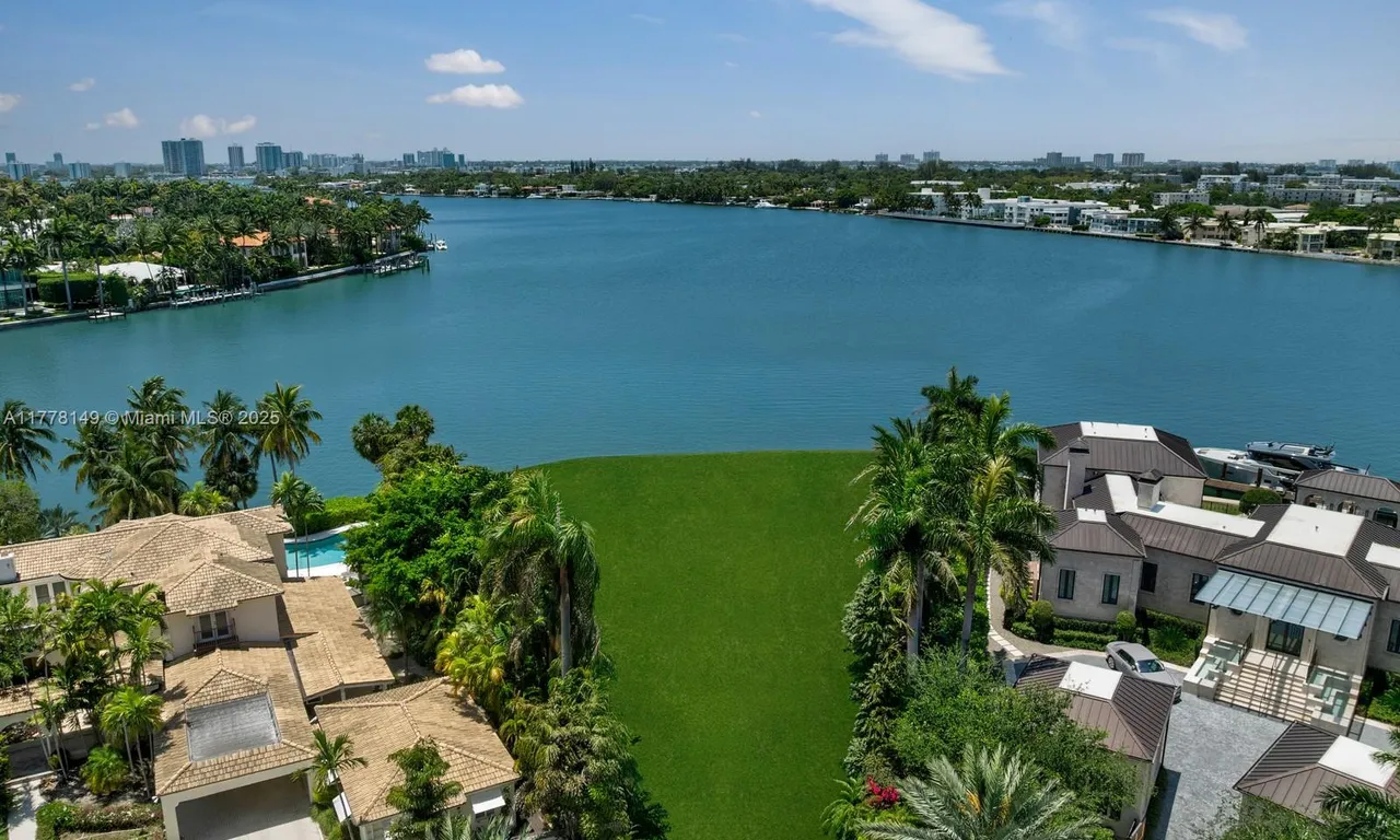 6640 Allison Rd, Miami Beach FL 33141