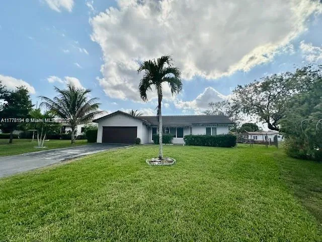 4020 NW 76th, Coral Springs FL 33065