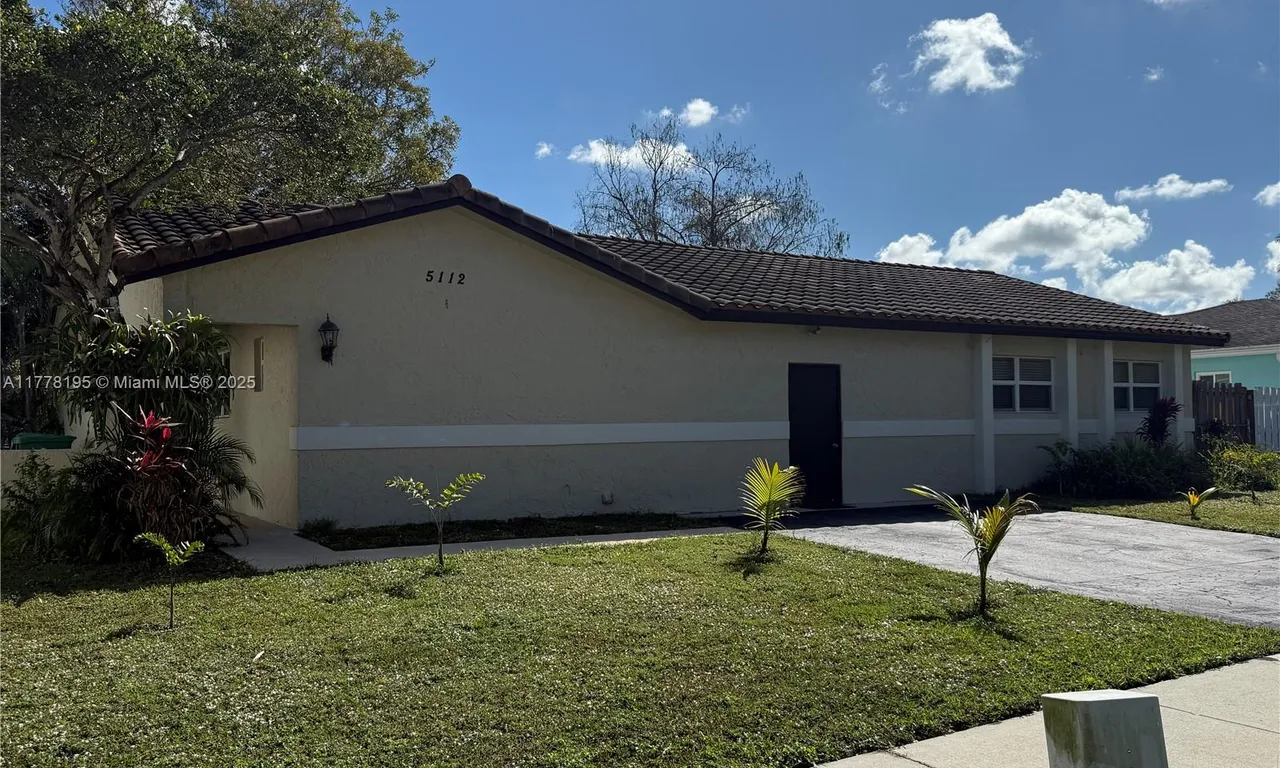 5112 SW 87th Ter, Cooper City FL 33328