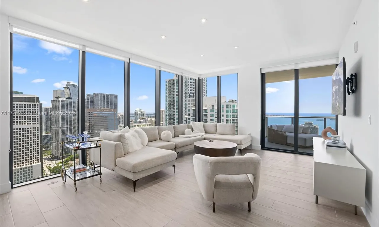 1010 Brickell Ave # 4301, Miami FL 33131