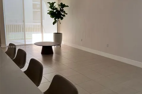 4866 NW 97th Ct # 350, Doral FL 33178