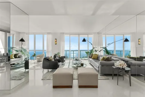 50 S Pointe Dr # 1601, Miami Beach FL 33139