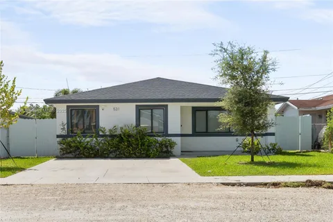 531 NW 15 St, Florida City FL 33034