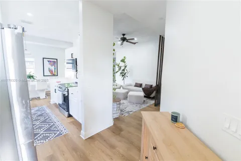 23060 Sunfield Dr, Boca Raton FL 33433