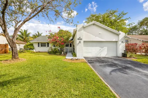 8031 NW 47th Ct, Lauderhill FL 33351