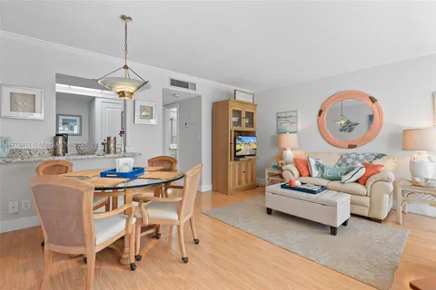 2020 Terra Mar Dr # 205, Pompano Beach FL 33062