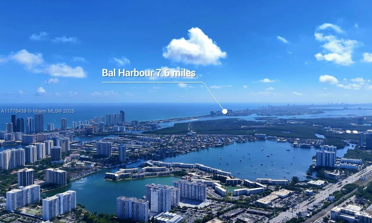 18840 NE 22nd Ave, Miami FL 33180