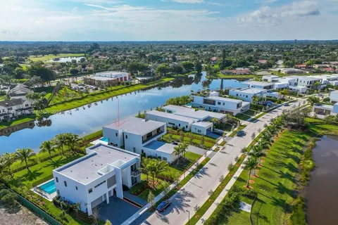16512 S Botaniko Dr S, Weston FL 33326