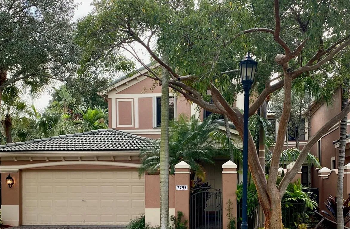 2795 Kinsington Cir # 3, Weston FL 33332