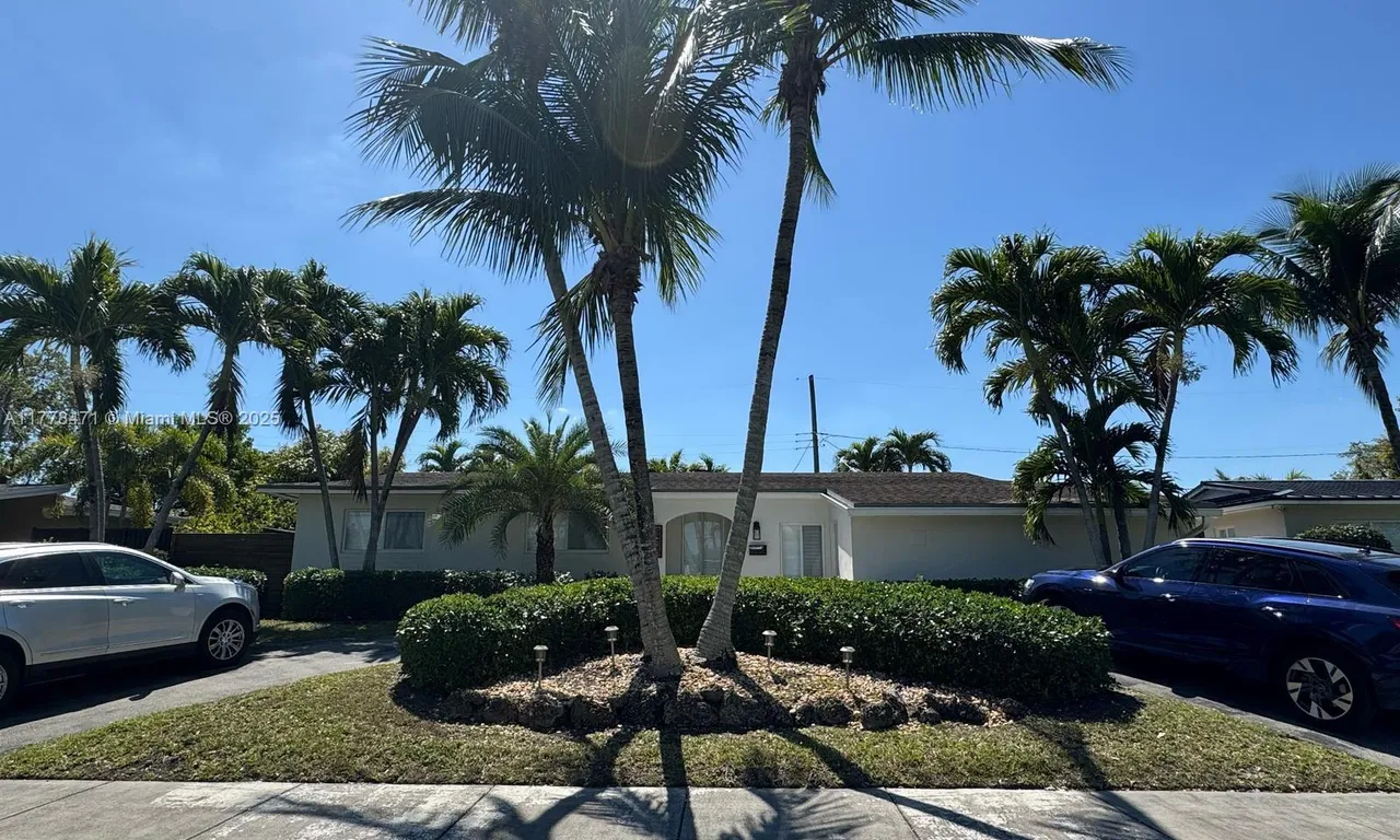 9800 SW 76th St, Miami FL 33173