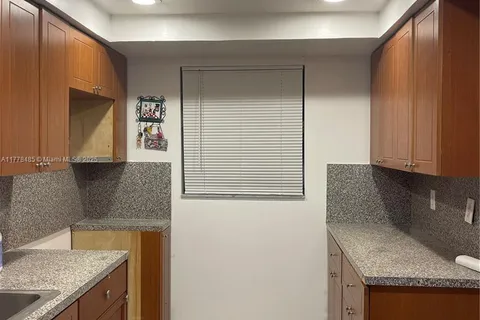2744 W 60th St # 51, Hialeah FL 33016