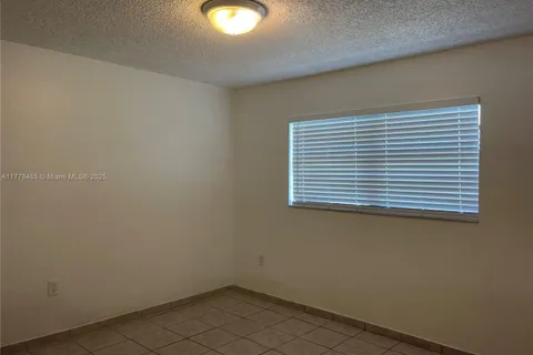 2744 W 60th St # 51, Hialeah FL 33016