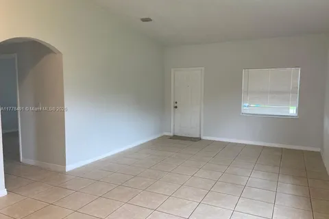 28356 SW 141st Pl # 28356, Homestead FL 33033