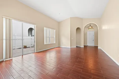 1200 NE 37th Ave # 1200, Homestead FL 33033