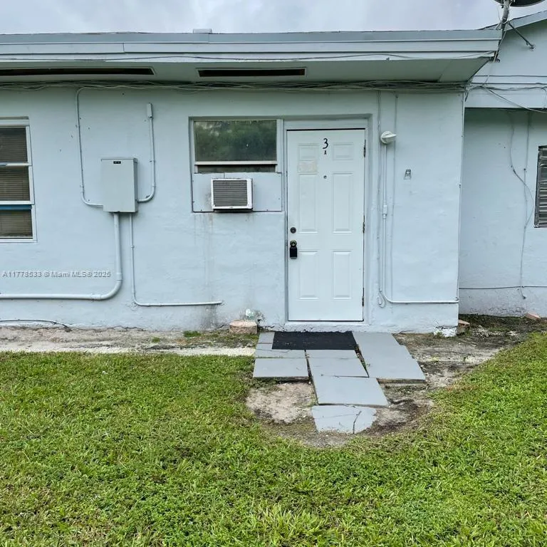 5411 Ravenswood Rd # 3A, Dania Beach FL 33312