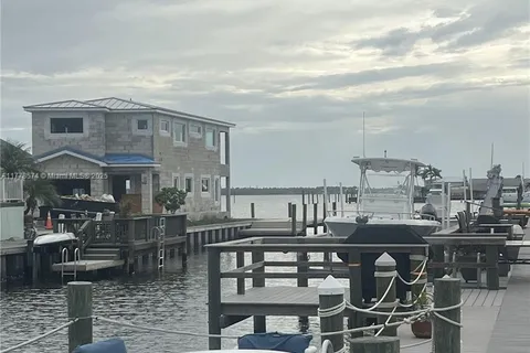 2064 Nettles Blvd, Jensen Beach FL 34957