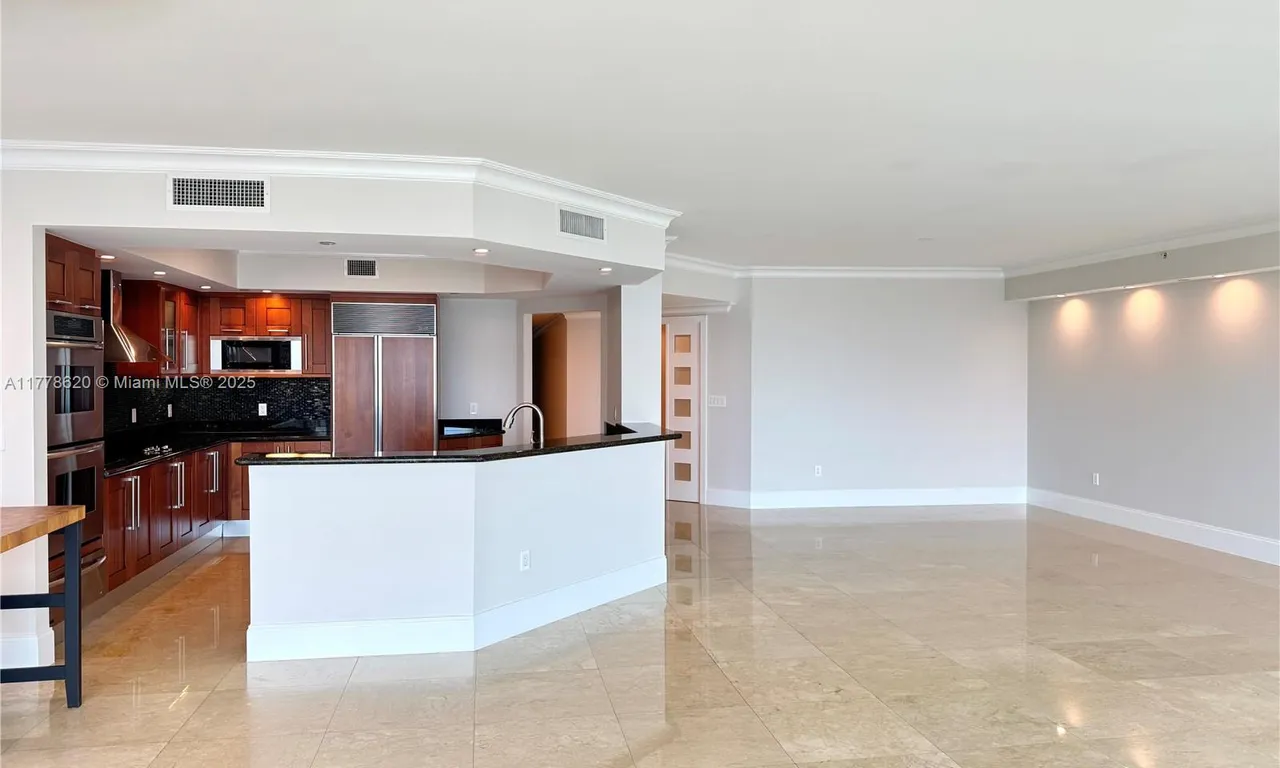3301 NE 183rd St # 1604, Aventura FL 33160