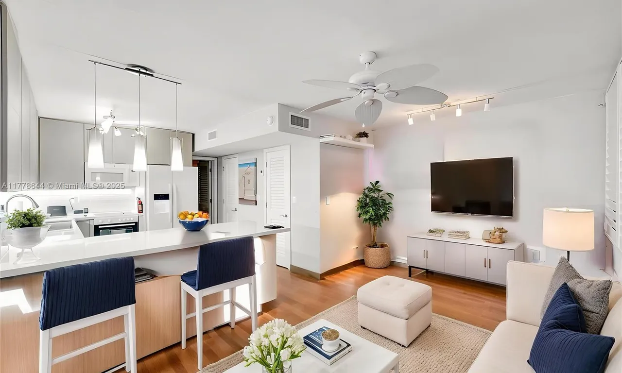 322 Taylor St # 1D, Hollywood FL 33019